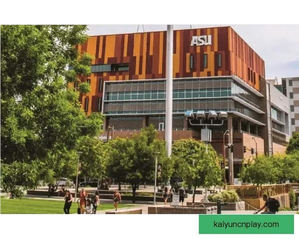 阿代-玛拉大爆发助密歇根大学大胜亚利桑那大学 阿代-玛拉大爆发助密歇根大学大胜亚利桑那大学